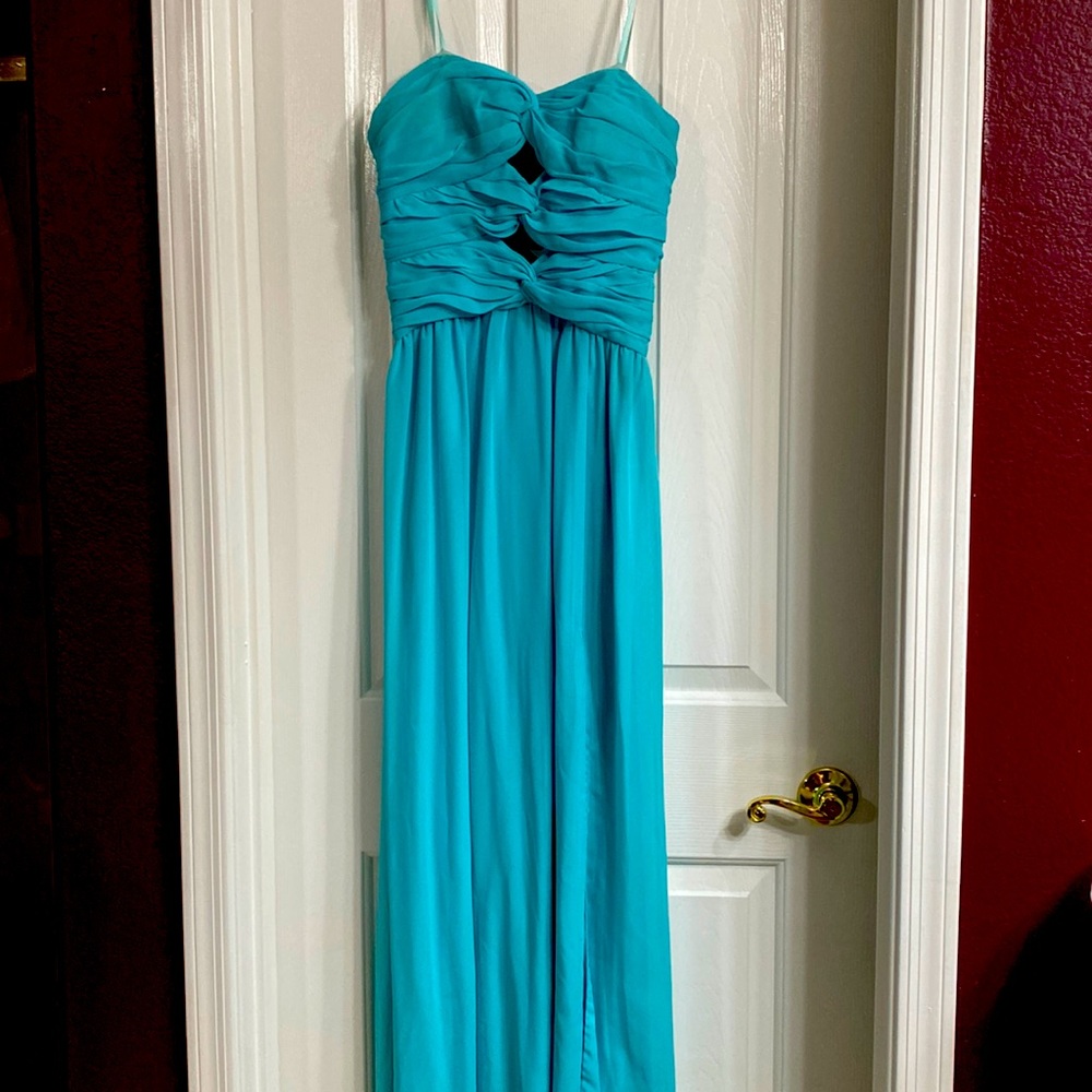 Blue strapless dress with slit